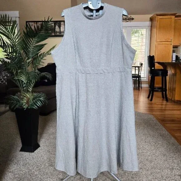 NWT Torrid sz 24 Midi Mock Neck Dress - Picture 2 of 6